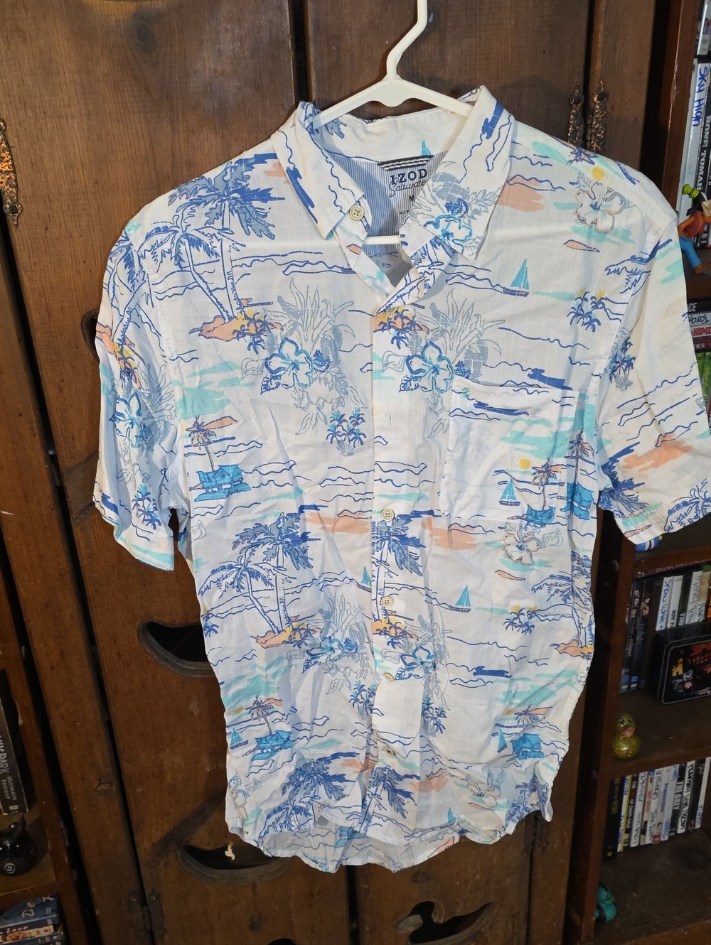 Izod White Short-Sleeve Tropical Print Button-Down Shirt